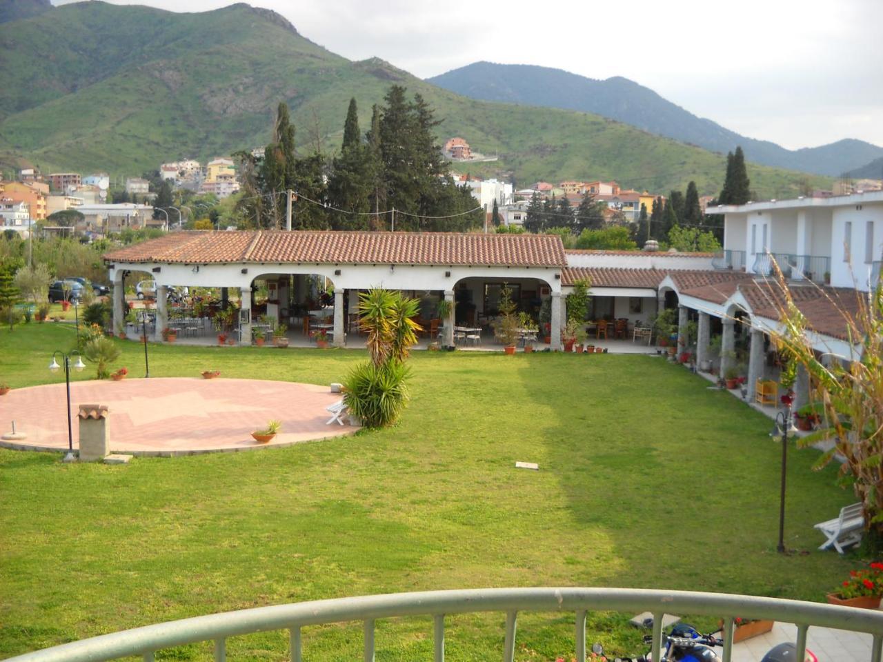 Hotel Domu Incantada Муравера Екстериор снимка